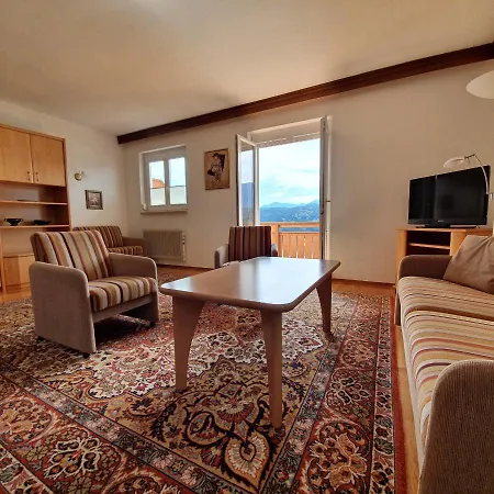 Haus Kraller-urlaub Mit Seeblick Millstatt