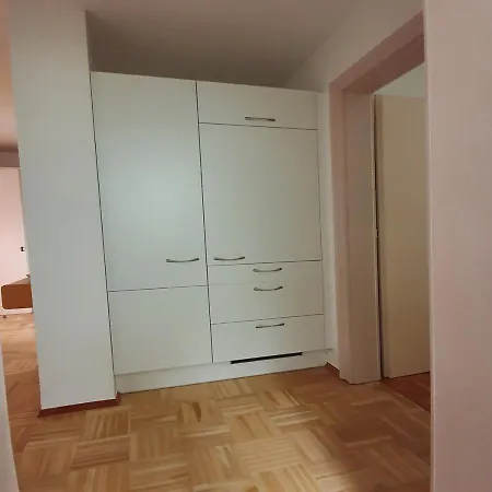 Haus Kraller-urlaub Mit Seeblick Millstatt