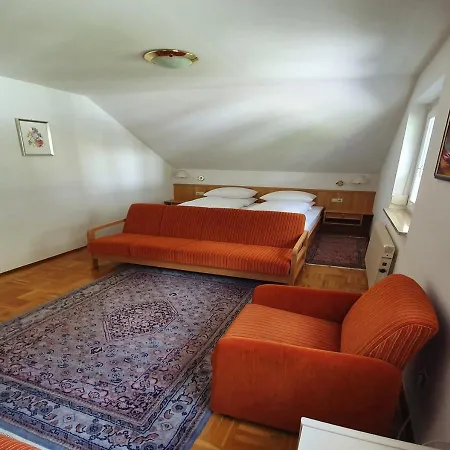 Haus Kraller-urlaub Mit Seeblick