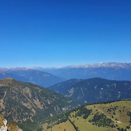 Haus Kraller-urlaub Mit Seeblick Millstatt