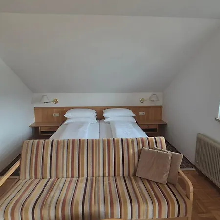 Haus Kraller-urlaub Mit Seeblick * Millstatt