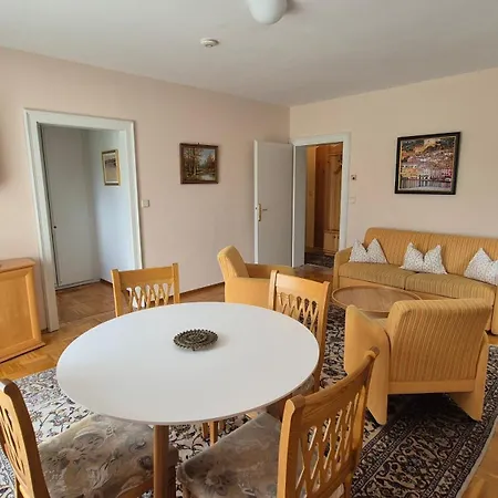 Haus Kraller-urlaub Mit Seeblick شقة ميلستاف